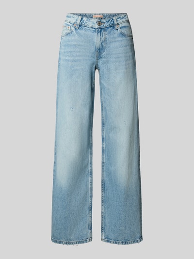 Produktfoto, Wide Fit Jeans aus reiner Baumwolle Modell 'Boss babe' von Gina Tricot in hellem Blau, 5-Pocket-Design, klare Textur, Damen Jeans,