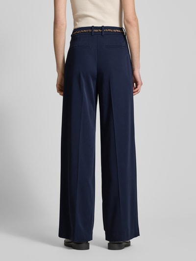 Christian Berg Woman Wide Leg Chino mit Gürtel Dunkelblau 5