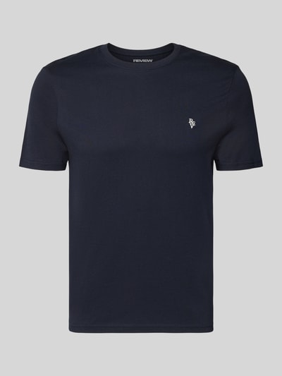 Produktfoto, Basic Slim Fit T-Shirt mit Flock-Logo auf der Brust von REVIEW, dunkelblau, Baumwoll-Viskose-Mix, Rundhalsausschnitt