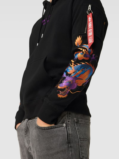 Alpha Industries Hoodie met labelprint, model 'DRAGON' Zwart - 3