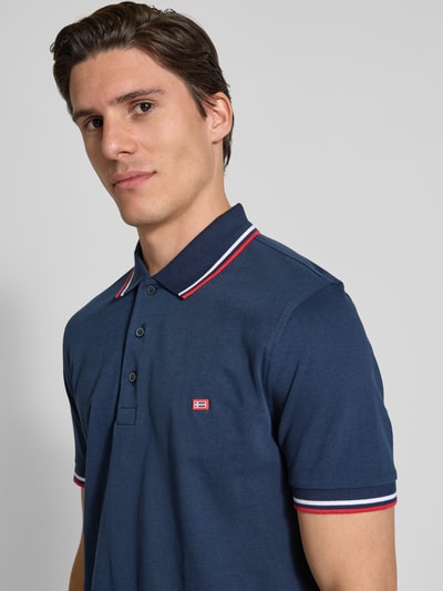 Christian Berg Men Poloshirt mit Label-Stitching Dunkelblau 3
