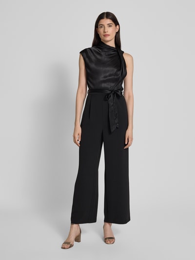 Forever New Jumpsuit mit Bindegürtel Black 4