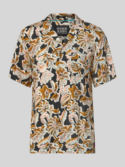 Produktfoto, Regular Fit Freizeithemd aus Viskose von Scotch & Soda mit Allover-Look, Reverskragen und Brusttasche, gemusterte Farben.