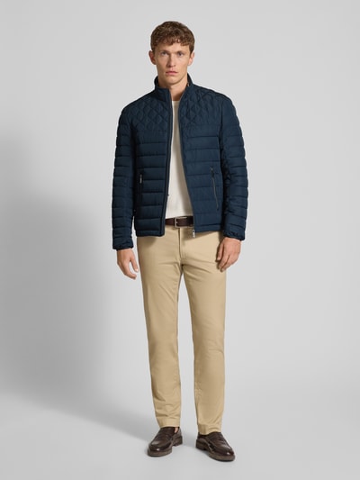 Christian Berg Men Kurtka pikowana z kieszeniami zapinanymi na zamek błyskawiczny Granatowy 1