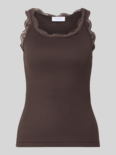 Produktfoto, Slim Fit Top aus reiner Baumwolle mit Spitzenbesatz von Rich & Royal in Braun, Rundhalsausschnitt, Rückenlänge S: 55 cm