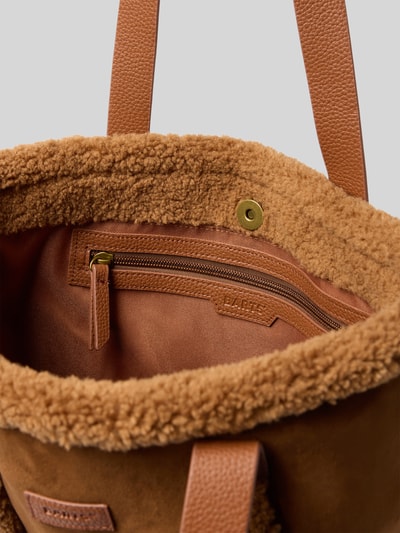 Produktfoto, Shopper mit Fleece-Innenfach Modell 'Bugbane' von BARTS mit Animal-Print, Label-Patch, Magnetverschluss und Innenfach
