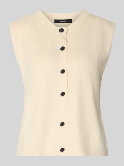 Produktfoto, Regular Fit Strickjacke aus Viskose-Mix Modell 'GOLD' von Vero Moda in unifarbenem Creme, ärmellos, mit Rundhalsausschnitt und gerippter Strickoptik, schwarze Knopfleiste, Label Stitching, glatte Textur