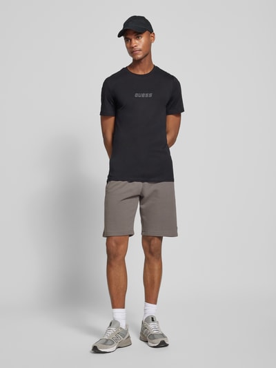 Guess Activewear Shorts mit elastischem Bund und Tunnelzug Modell 'ALDWIN' Anthrazit 1