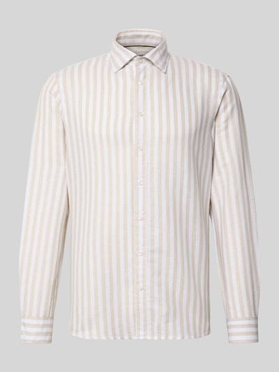 Produktfoto, Slim Fit Business-Hemd aus Leinen-Mix mit Kentkragen von Jake*s, beige-weiß gestreift, leichte Struktur, Langärmelig, Sportmanschetten, durchgehende Knopfleiste, Rückenlänge 77 cm, Schulterbreite 48 cm, Ärmellänge 68 cm, Baumwoll-Leinen-Mix
