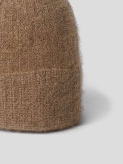 C.T.Plage Beanie mit Strickmuster Camel 3