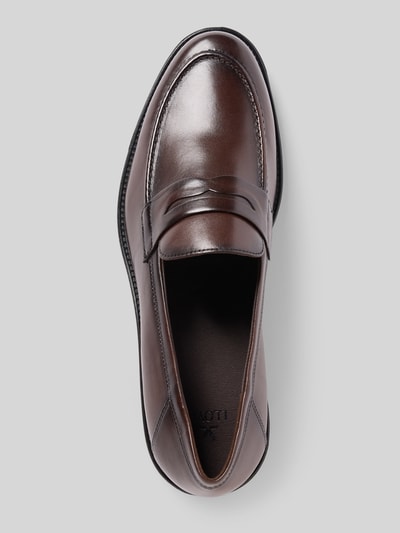 Produktfoto, Penny-Loafer aus echtem Leder Modell 'CORE' von Lloyd, brązowy kolor, zaokrąglony kształt, gładka podeszwa, obcas 3 cm w rozmiarze 44, wysokość cholewki 7 cm w rozmiarze 44, szerokość w rozmiarze 44: 5 cm, pasek na cholewce