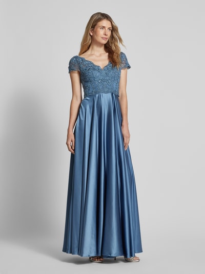 Luxuar Abendkleid mit Strassstein- und Spitzenbesatz Rauchblau 1