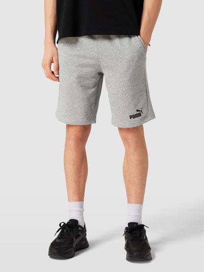 PUMA PERFORMANCE Sweatshorts mit Label-Print Modell 'ESS' Mittelgrau Melange 4