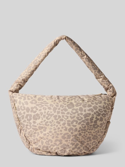 Produktfoto, torebka w wzór na całej powierzchni, model 'Puffy Cross Body Bag' od STUDIO NOOS, główna przegroda z zamkiem błyskawicznym, detal z logo, uchwyt, szerokość w rozmiarze 1: 33 cm, długość w rozmiarze 1: 46 cm, głębokość w rozmiarze 1: 10 cm, długość paska na ramię w rozmiarze 1: 80 cm