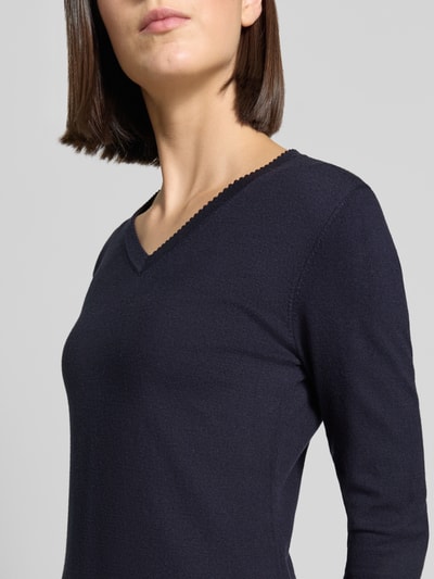 Christian Berg Woman Pullover van viscosemix met v-hals Donkerblauw - 3