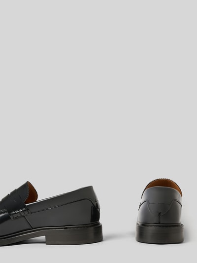 Produktfoto, Loafer aus echtem Rindsleder Modell 'CARTER LEATHER' von SELECTED HOME in Schwarz, Optik: Unifarben, Glattleder, Blockabsatz, rund, strukturiert Sohle, Schlupf/offen, Materialverarbeitung: Glattleder