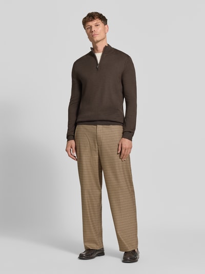 Christian Berg Men Slim Fit Strickpullover aus Woll-Mix mit Troyer-Kragen Dunkelbraun Melange 1