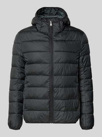 Produktfoto, schwarze Steppjacke mit Kapuze und Reißverschluss von MCNEAL, glatte Oberfläche, Regular Fit, sichtbare Seitentaschen.