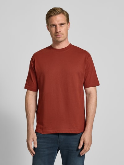 MCNEAL Loose Fit T-Shirt mit Rundhalsausschnitt Dunkelrot 4