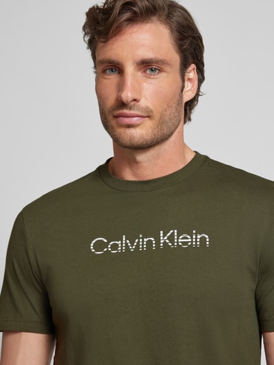 CK Calvin Klein T-Shirt mit Label-Print Oliv 3