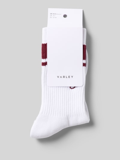 Produktfoto, Socken mit Label-Detail Modell 'lamar club' von VARLEY in Weiß mit roten Streifen, Baumwoll-Mix mit Stretch-Anteil, gerippte Bündchen