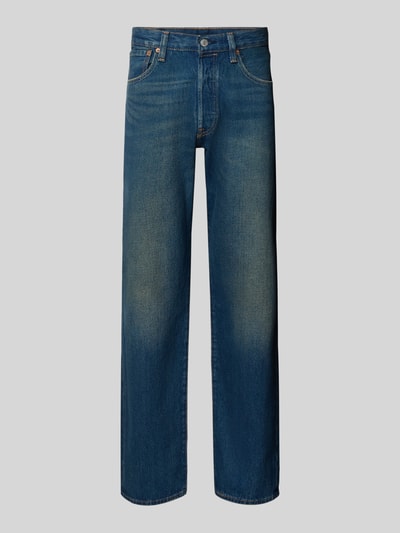 Produktfoto, blaue Straight Fit Jeans aus reiner Baumwolle Modell '501®' von Levi's®, Herren Straight Fit Jeans, mittlere Waschung, glatte Textur
