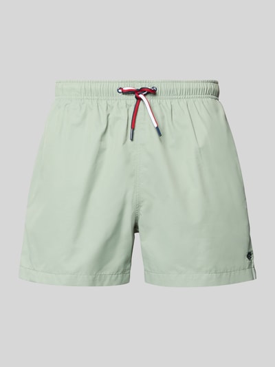 Produktfoto, Badehose mit elastischem Bund und Tunnelzug von MCNEAL in hellem Grün, Baumwoll-Mix, Regular Fit, vorderseitige Ansicht