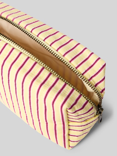Produktfoto, Pouch mit Label-Patch von STUDIO NOOS w żółtych i różowych paskach, główna przegroda z zamkiem błyskawicznym, damski Pouch
