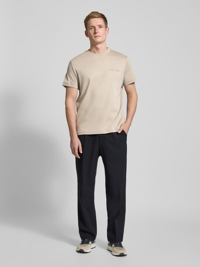 CK Calvin Klein T-Shirt mit Label-Detail Khaki 1