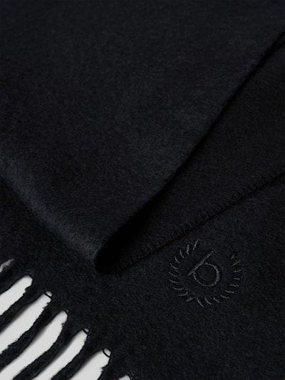 Produktfoto, Schal mit Fransen von bugatti in Schwarz, rechteckige Passform, Strick-Optik, dezentes Label-Stitching, Breite 29 cm