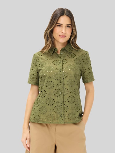 Brax Regular Fit Bluse aus reiner Baumwolle mit Lochstickerei Oliv 4