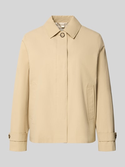 Produktfoto, Jacke mit Eingrifftaschen und Ärmelriegeln von Gant aus Baumwoll-Mix in Beige, Regular-Fit, Umlegekragen, Knopfverschluss. Rückenlänge bei Größe S: 62 cm, Schulterbreite: 41 cm, Brustweite: 51 cm, Ärmellänge: 60 cm.