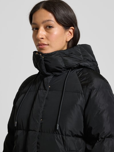 Weekend Max Mara Regular Fit Daunenmantel mit Kapuze Modell 'NEWBEMBO' Black 3