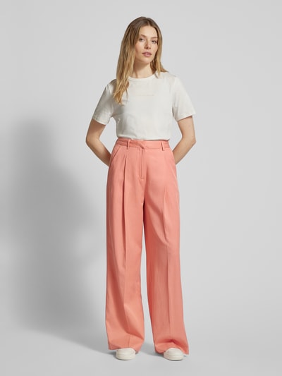 Scotch & Soda Flared stoffen broek met bandplooien Zalm - 1