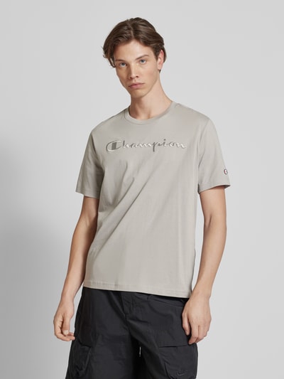 CHAMPION T-Shirt mit Label-Print Hellgrau 4