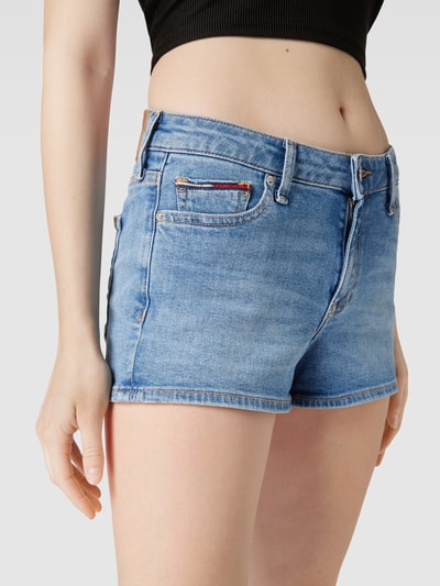 Tommy Jeans Skinny Fit Jeansshorts im 5-Pocket-Design Modell 'NORA' Hellblau 3