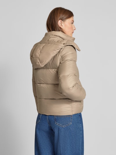 Calvin Klein Jeans Steppjacke mit Logo-Print Taupe 5