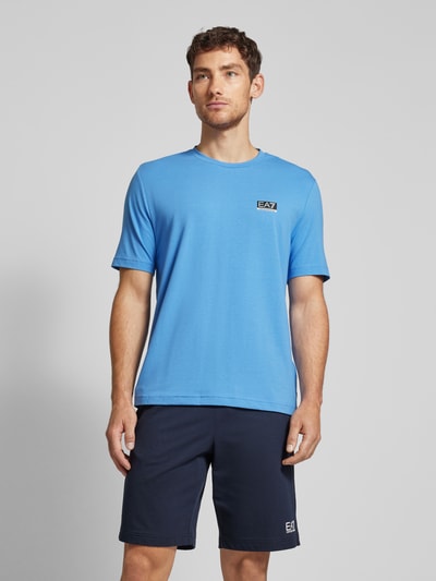 EA7 Emporio Armani T-Shirt mit Label-Print Hellblau 4