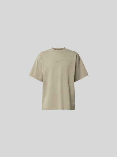 Produktfoto, Relaxed Fit T-Shirt mit Logo-Stitching von WON HUNDRED aus reiner Baumwolle in Beige, Herren T-Shirt mit Rundhalsausschnitt und überschnittenen Schultern, Rückenlänge bei Größe M 72 cm