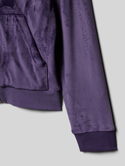 adidas Originals Bluza rozpinana o kroju regular fit z wyhaftowanym logo Śliwkowy 2