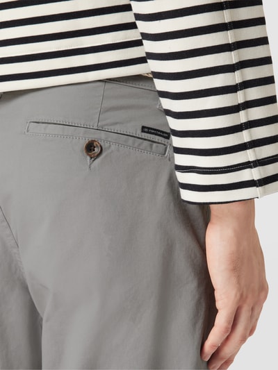 Tom Tailor Regular Fit Shorts mit Logo-Detail Hellgrau 3