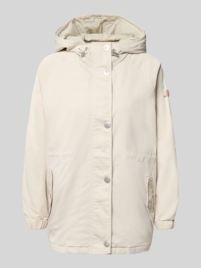 Produktfoto, Regular Fit Jacke mit Logo-Detail Modell 'Dorine' von Frieda & Freddies, kremowy bawełniany miks, kaptur z troczkiem, kieszenie, elastyczne mankiety, długość tyłu w rozmiarze 36: 72 cm, szerokość ramion w rozmiarze 36: 40 cm, szerokość w rozmiarze 36: 57 cm, długość rękawa w rozmiarze 36: 62 cm