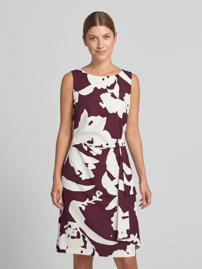 Vera Mont Tailliertes Cocktailkleid mit Allover-Muster Dunkelrot 4