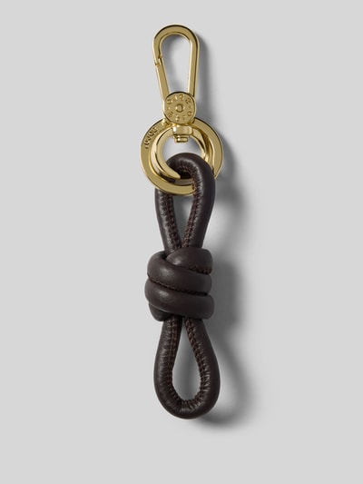 Productfoto, sleutelanhanger met knoop-detail van Abro in donkerbruin leer met goudkleurige karabijnhaak en labelreliëf.