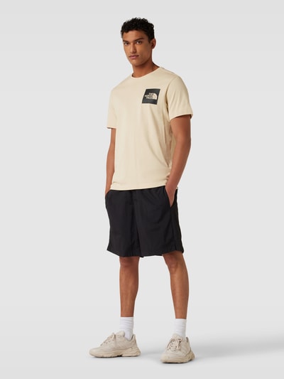 The North Face T-Shirt mit Logo-Print Modell 'GRAVE' Beige 1