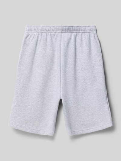 Productfoto, Jeansshorts aus Baumwoll-Mix von Lacoste in melange optiek, relaxed fit, logo-applicatie, elastische zoom, tunnelkoord binnen, sweatmateriaal