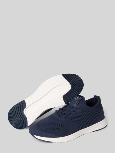 Productfoto, Low Top Sneaker met gestructureerd stretch-bovenwerk van Marc O'Polo, effen blauw, ronde neus, platte zool, label patch, vetersluiting, dempende zool, stretch geweven structuur