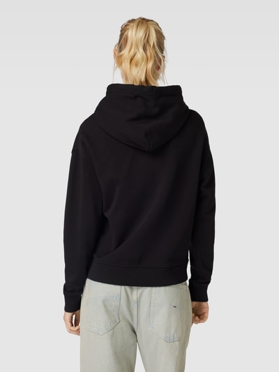 Tommy Jeans Hoodie met label- en motiefprint, model 'DAISY FLAG' Zwart - 5