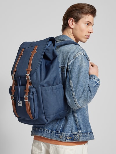 Herschel Rugzak met labelpatch, model 'Little America™' Marineblauw - 1