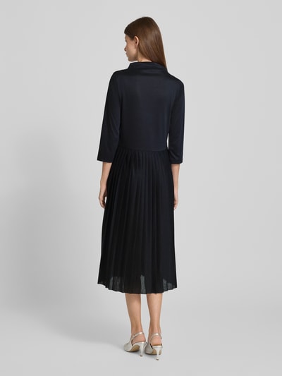 More & More Midikleid mit Stehkragen und Plisseefalten Marine 5